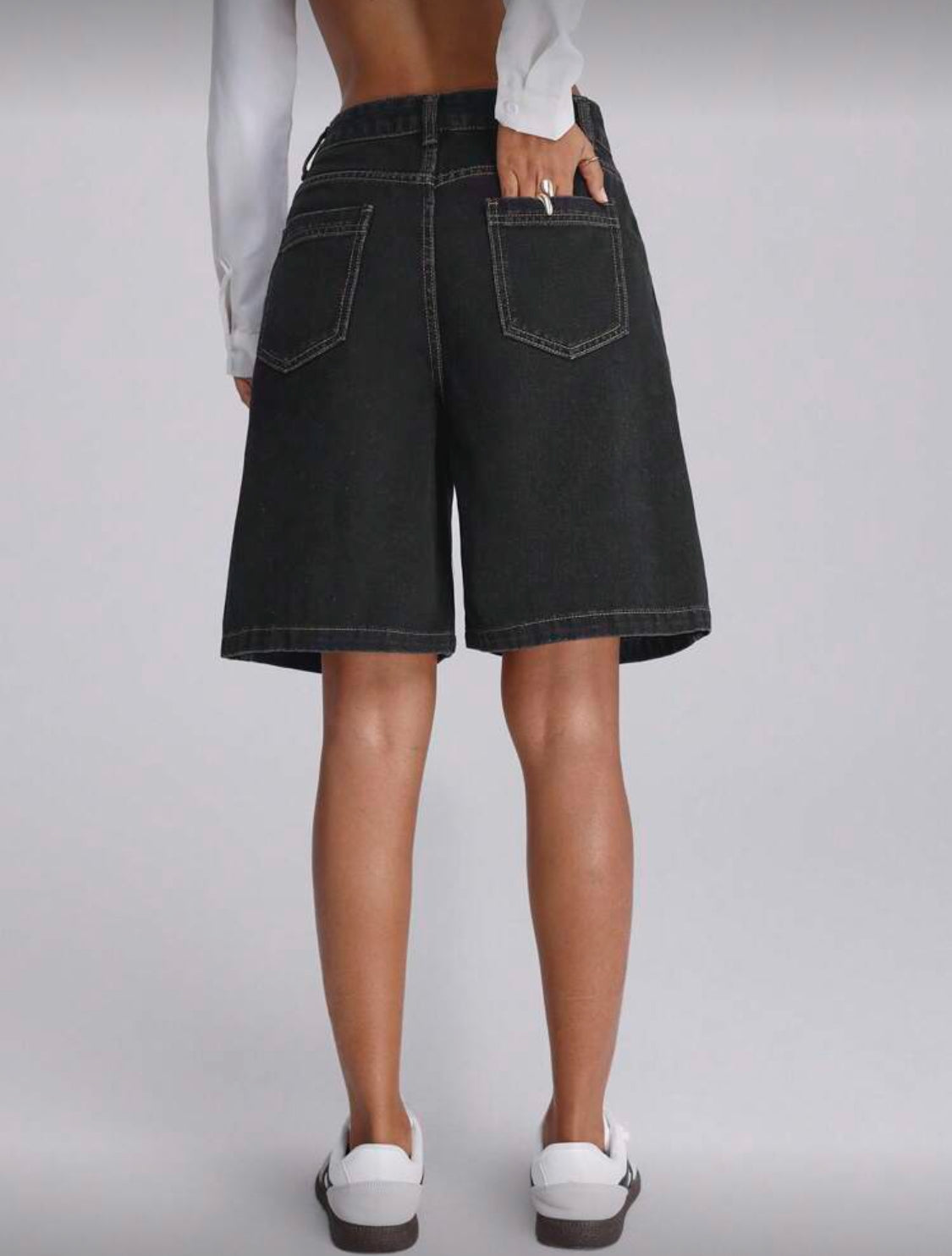 Forever 21 Pantalones cortos informales de cintura alta, plisados, sueltos, de pierna ancha, de tela vaporosa para otoño e invierno