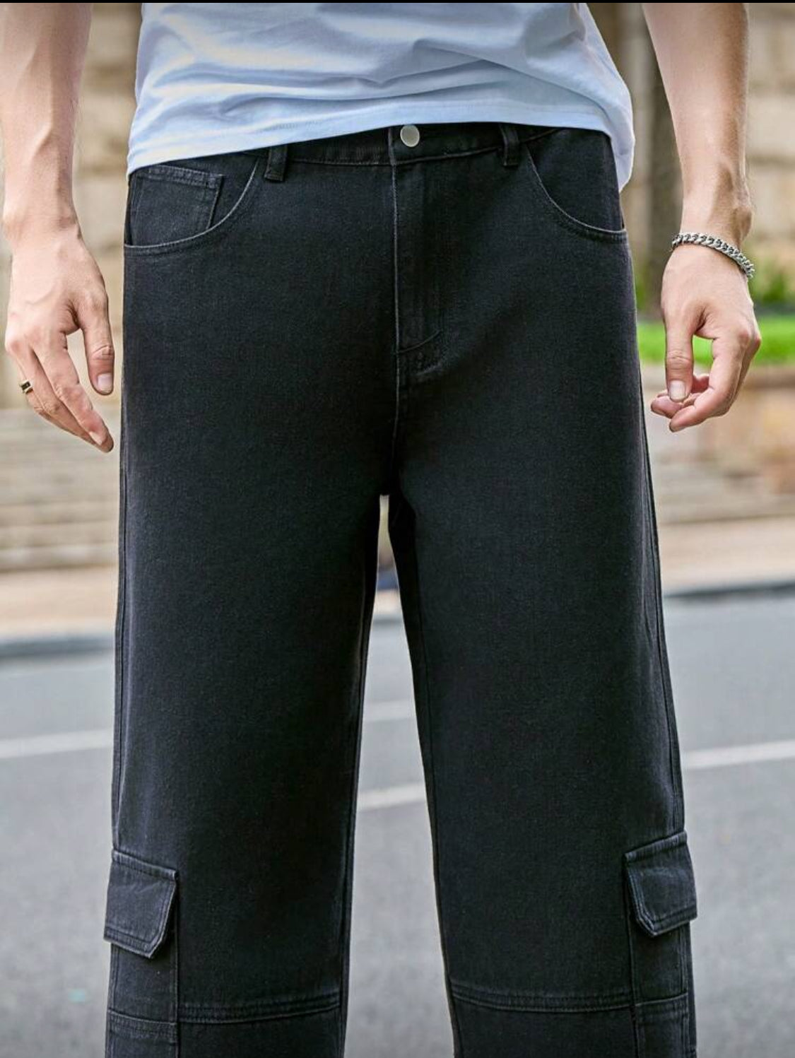 Manfinity Hypemode Pantalones vaqueros casuales rectos y sueltos con bolsillos cargo versátiles para hombres