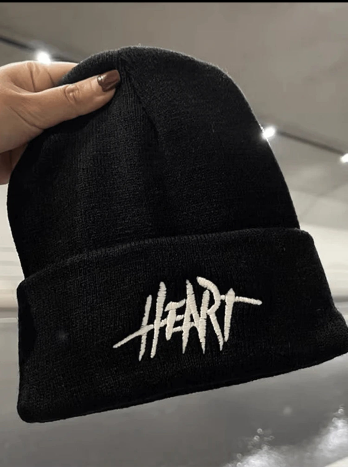 1 pieza Gorro de punto de otoño/invierno con bordado de letra, gorro de esquí casual y cálido para parejas