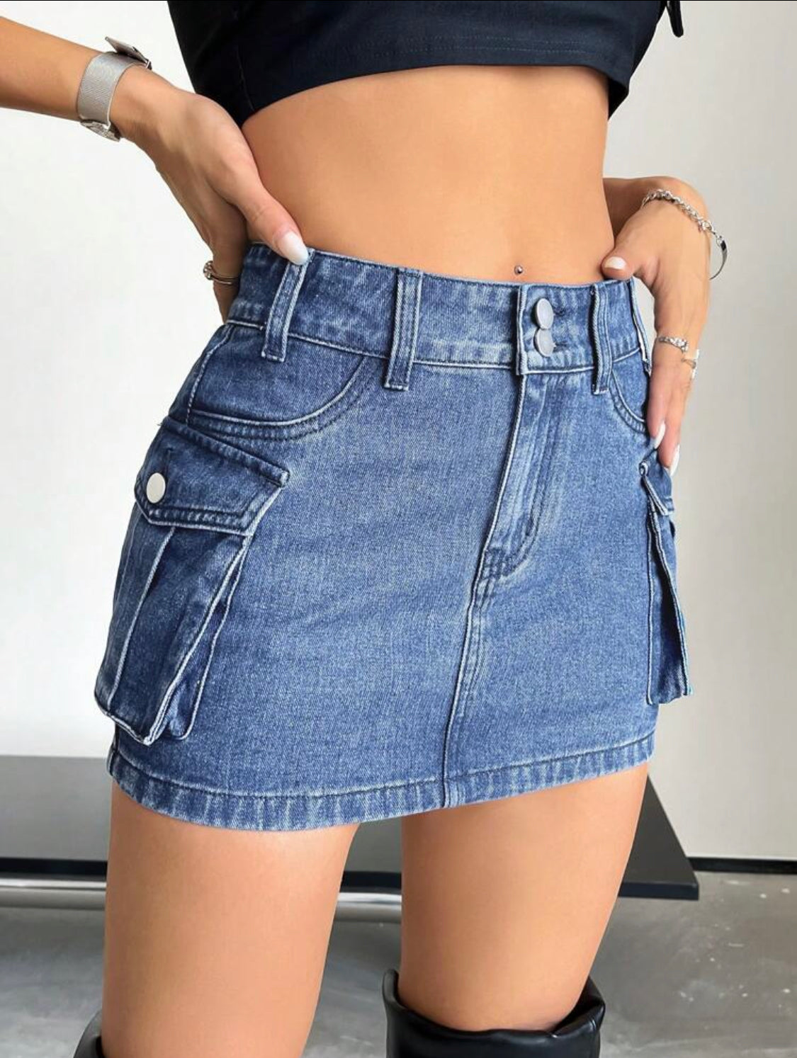 SHEIN PETITE Falda en mezclilla con bolsillo lateral con solapa