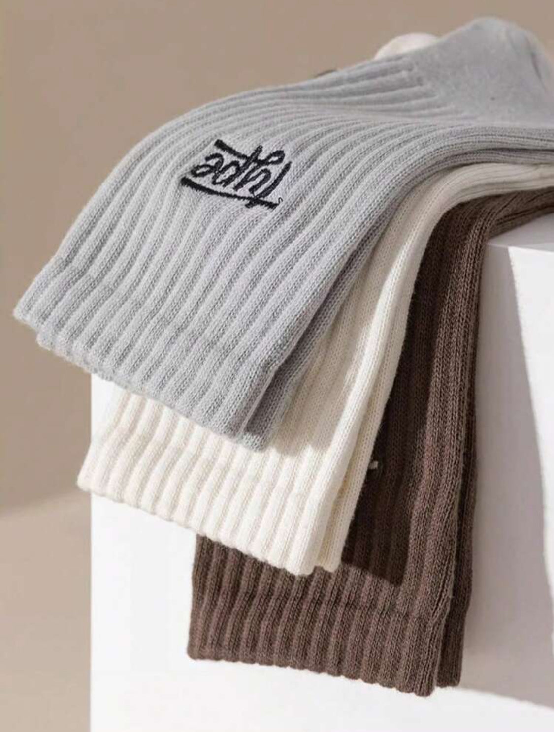 Pares de calcetines de media longitud de unicolor con para hombres, antiolor y absorbentes de sudor