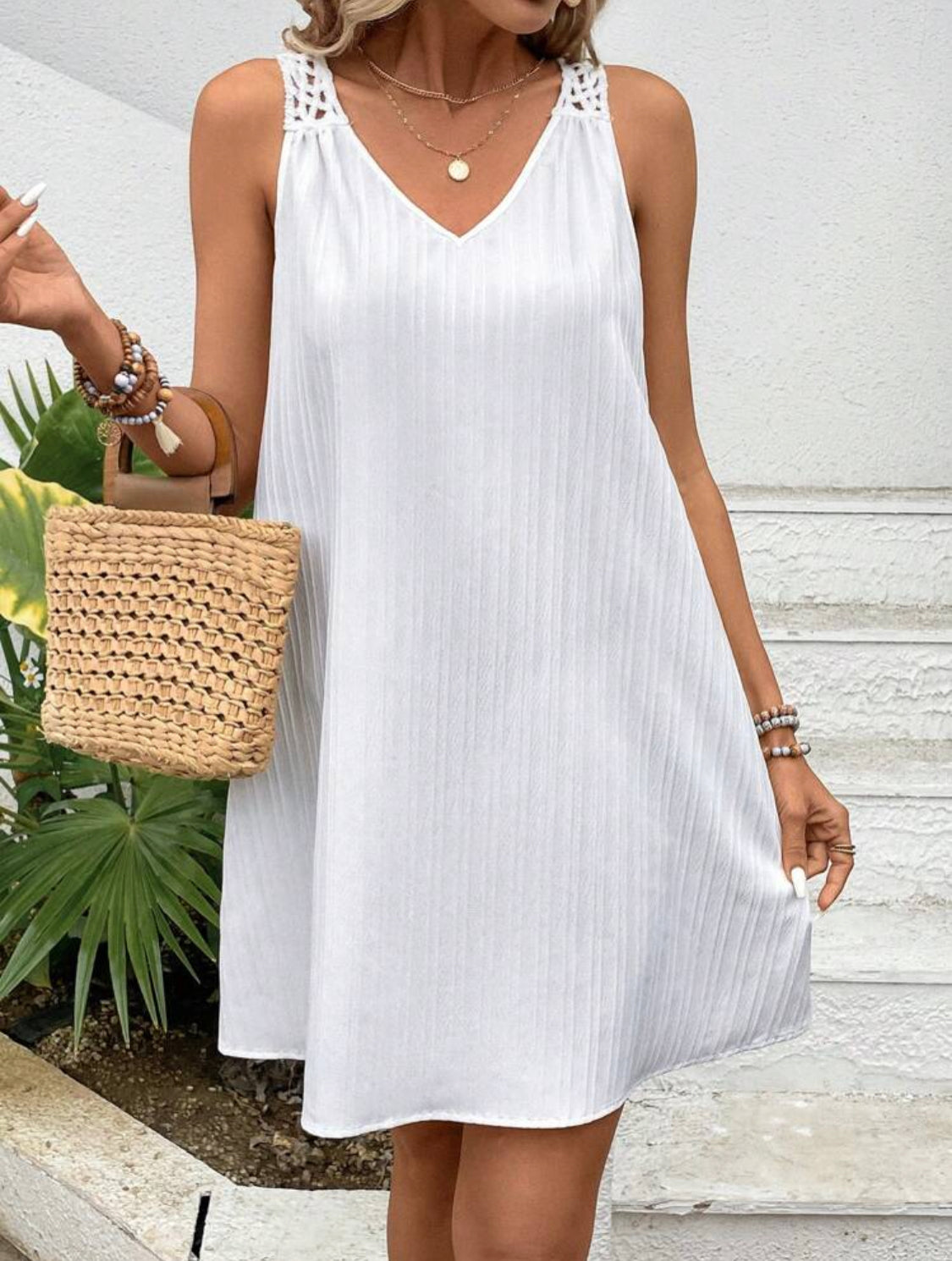 SHEIN VCAY Vestido Femenino Hueco Con Cuello En V
