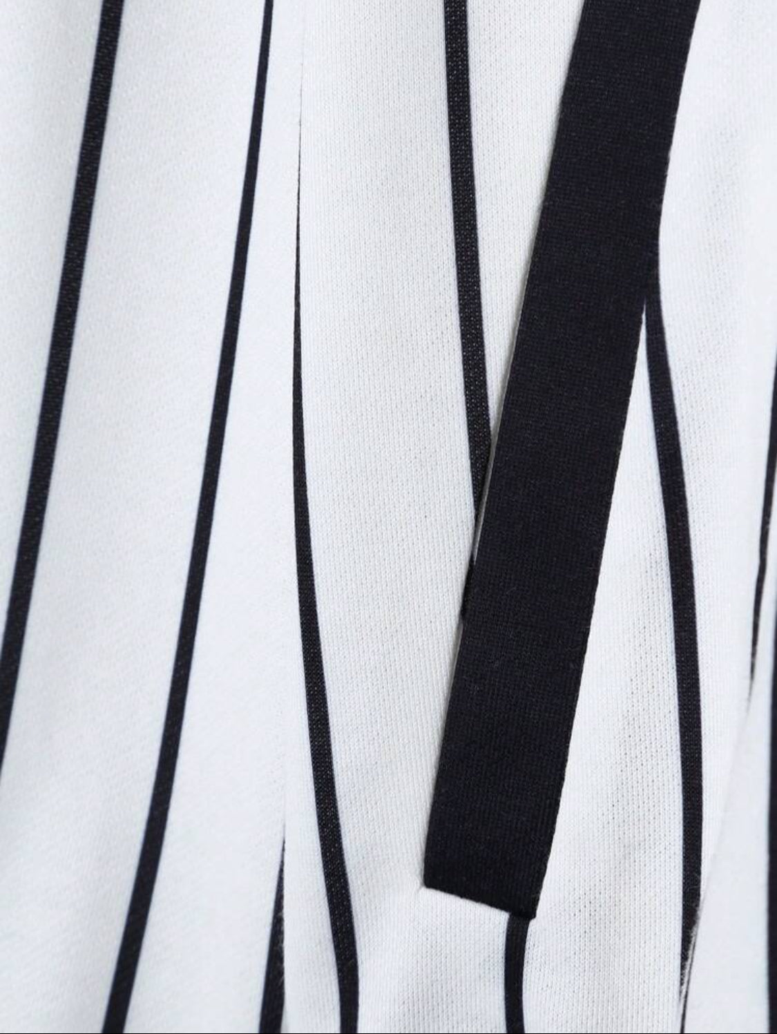 Manfinity Hypemode Chaqueta de béisbol casual de hombre con estampado de rayas y letras, otoño