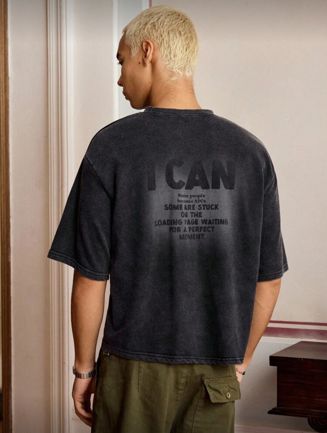 SWAVVY Camiseta casual de verano para hombres con cuello redondo y estampado de eslogan, holgada