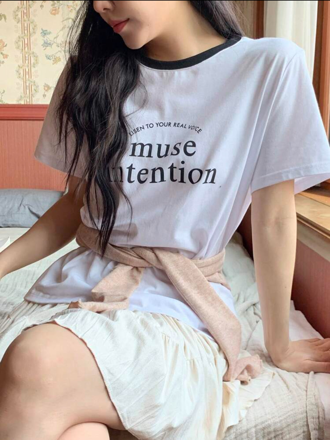 DAZY Camiseta de manga corta de cuello redondo con estampado gráfico casual y bonito para el verano para mujer