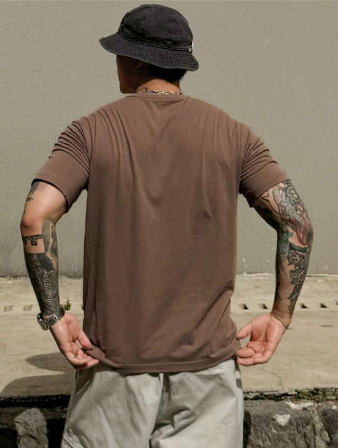 DAZY Camiseta casual de hombre para exteriores de color marrón sólido, de verano