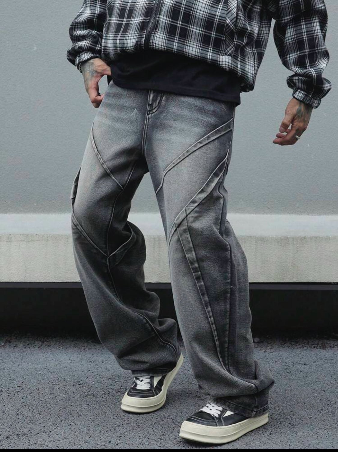 Manfinity LEGND Jeans rectos y relajados de corte casual para hombre con bolsillos, jeans largos y holgados lavados en gris oscuro liso, regalo para esposo o novio