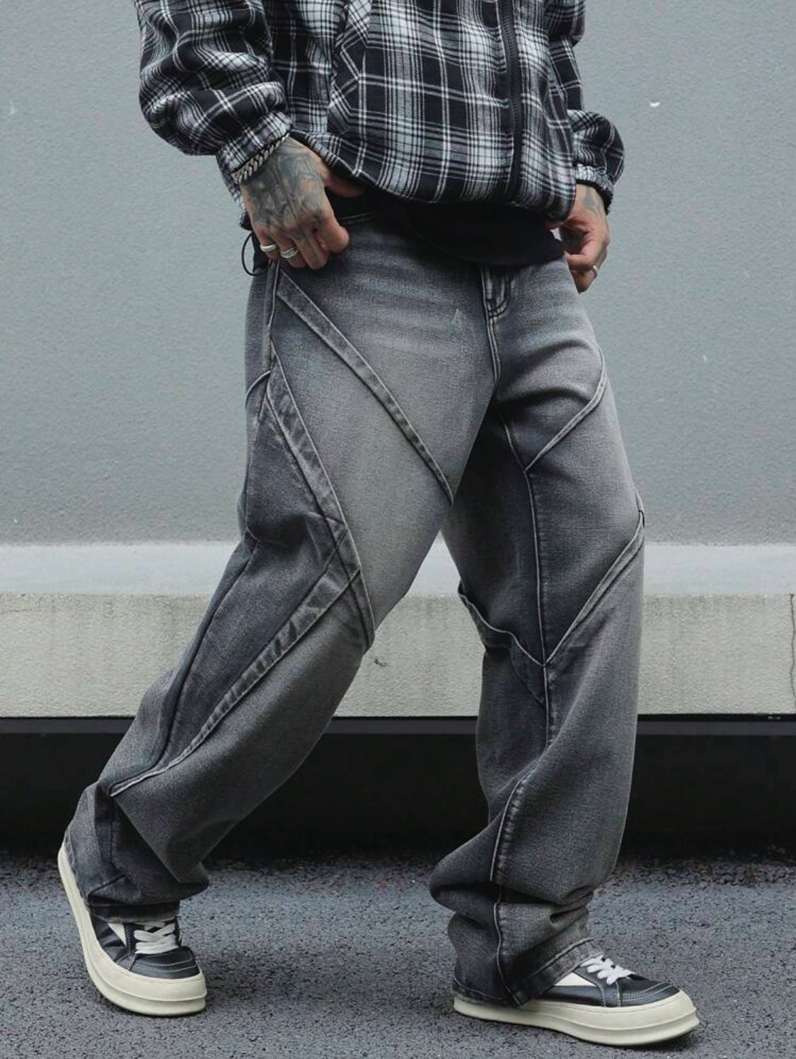 Manfinity LEGND Jeans rectos y relajados de corte casual para hombre con bolsillos, jeans largos y holgados lavados en gris oscuro liso, regalo para esposo o novio