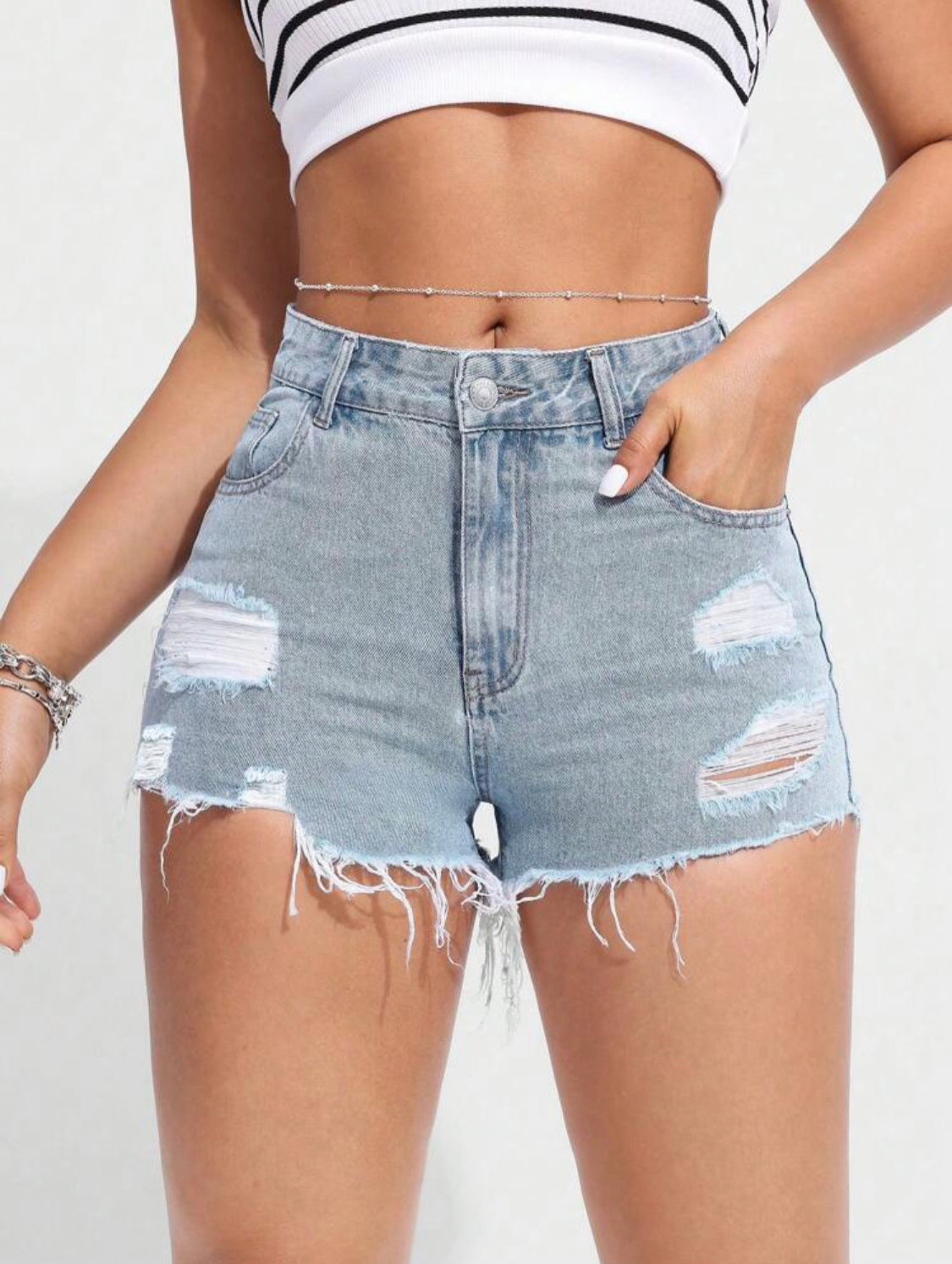 SHEIN Essnce Pantalones Cortos De Mezclilla Rasgados De Color Sólido