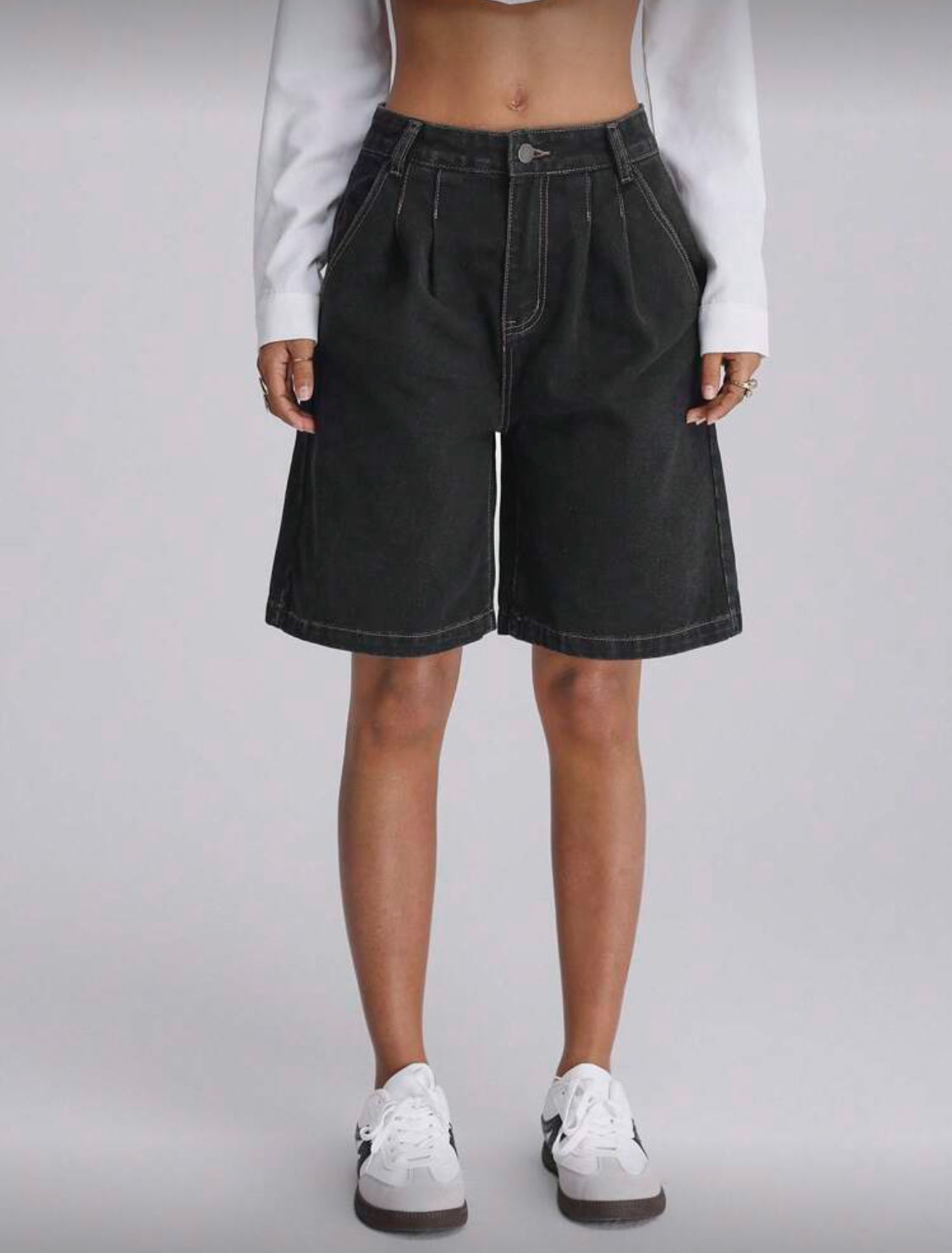 Forever 21 Pantalones cortos informales de cintura alta, plisados, sueltos, de pierna ancha, de tela vaporosa para otoño e invierno