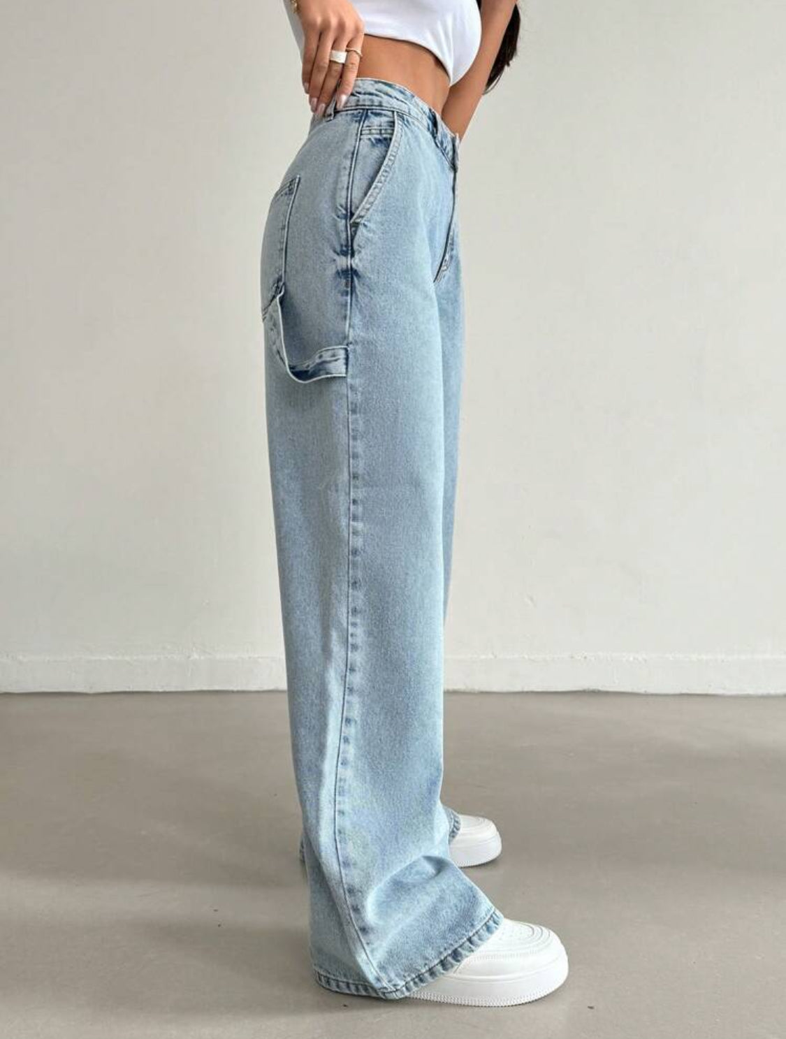Pantalón de cintura baja y de pierna ancha con estilo Y2K