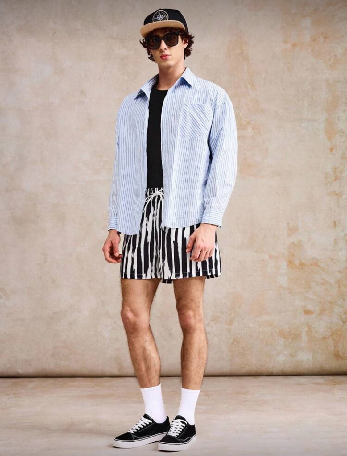 Manfinity VDAYZ Pantalones cortos de playa holgados con cordón en la cintura y rayas para hombres