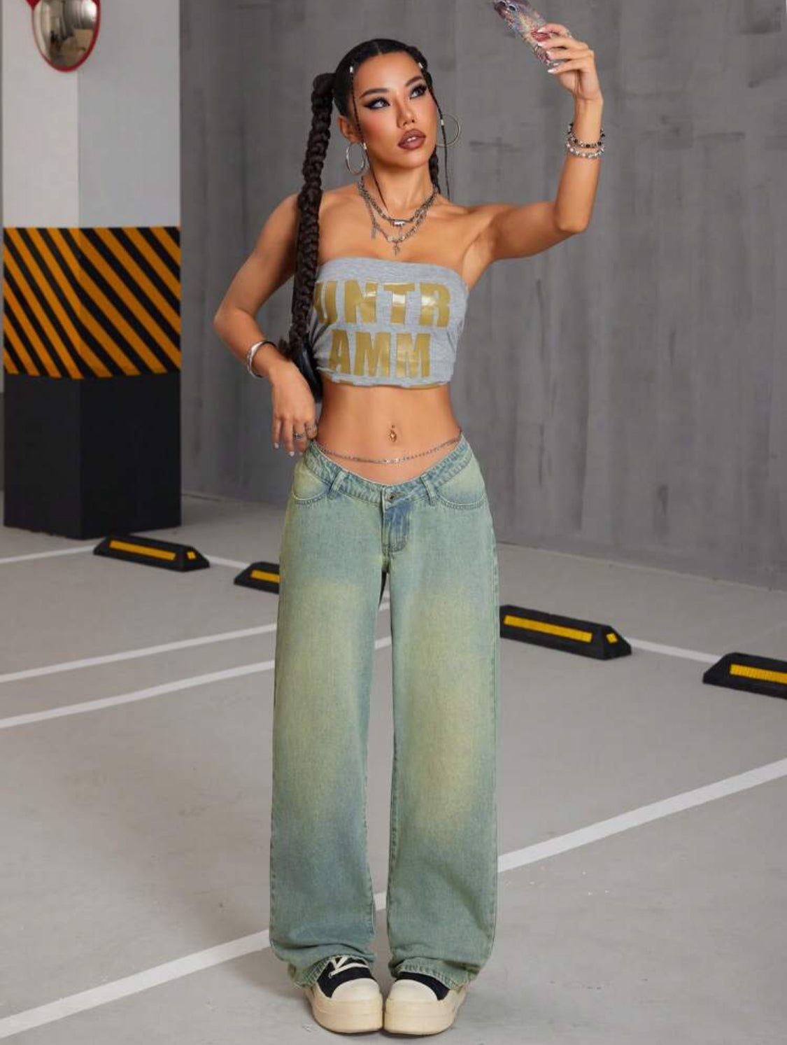 SHEIN ICON Jeans de mujer con cinturón vintage lavado en V