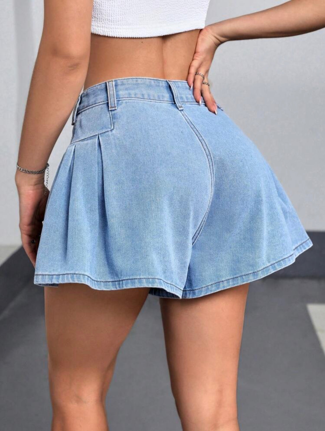 SHEIN EZwear Pantalones Cortos De Mezclilla Holgados Y Plisados Para Mujer