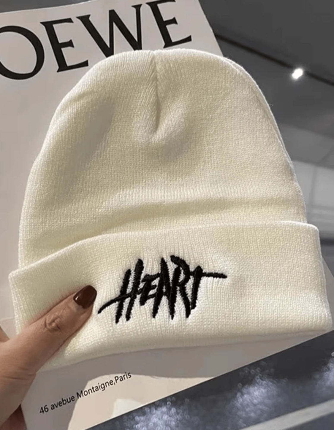 1 pieza Gorro de punto de otoño/invierno con bordado de letra, gorro de esquí casual y cálido para parejas