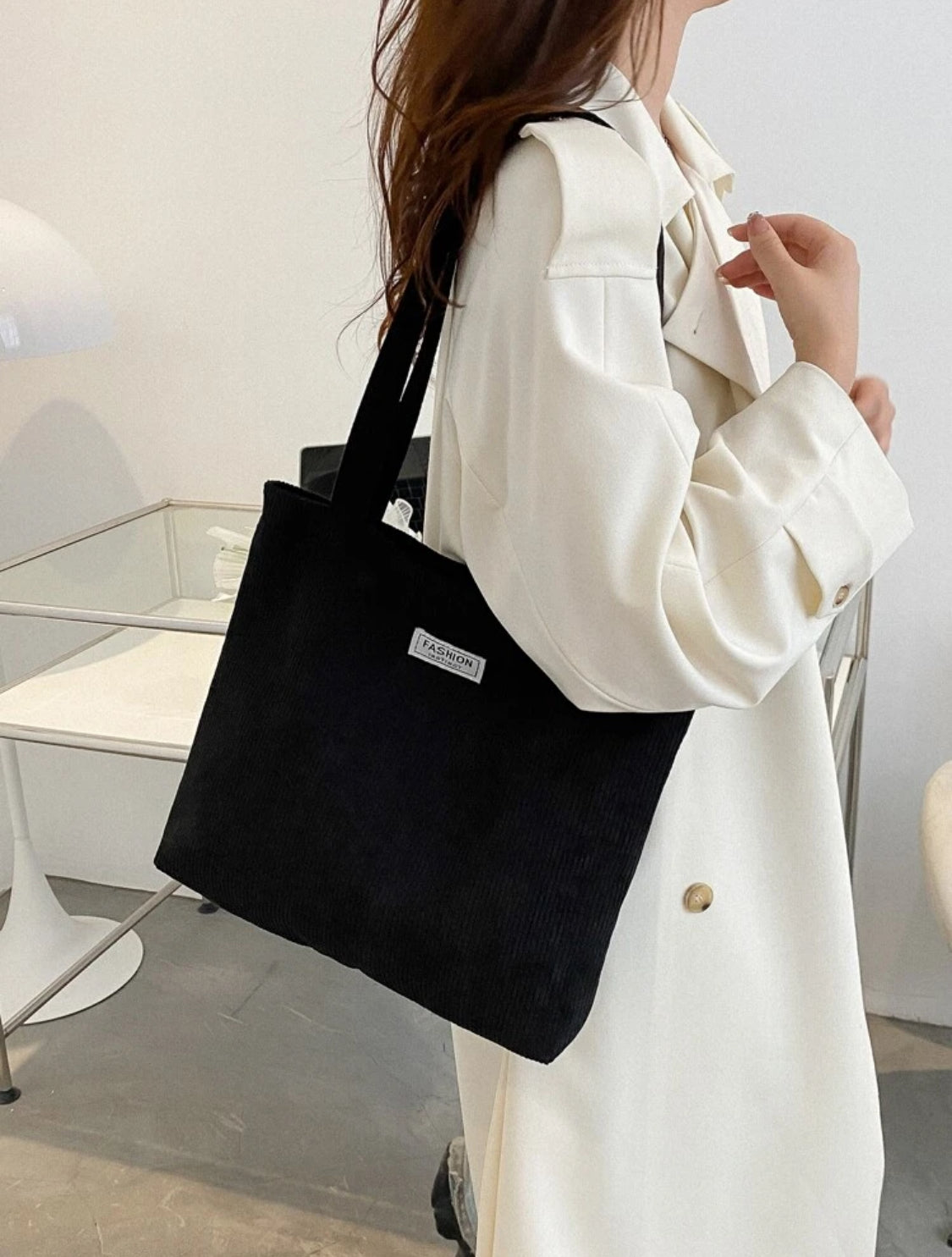 1 pieza Bolso de hombro de pana con estampado de letras, adecuado para ir al trabajo