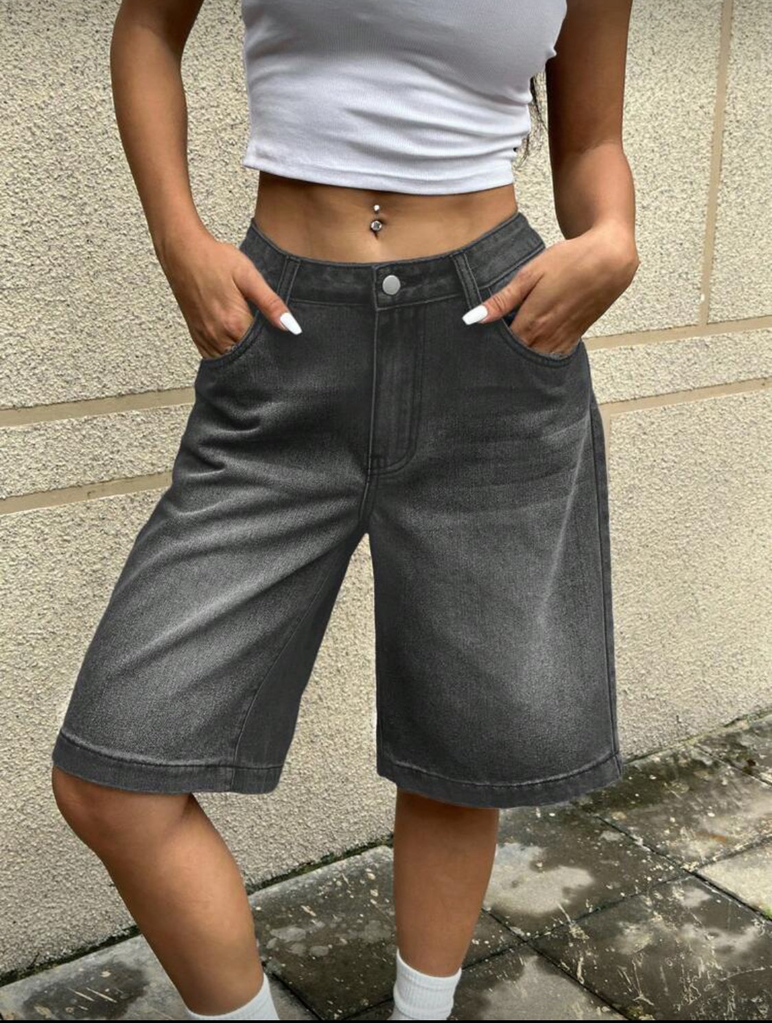 SHEIN ICON Shorts vaqueros anchos de pierna con bolsillos de color liso, casuales y a la moda