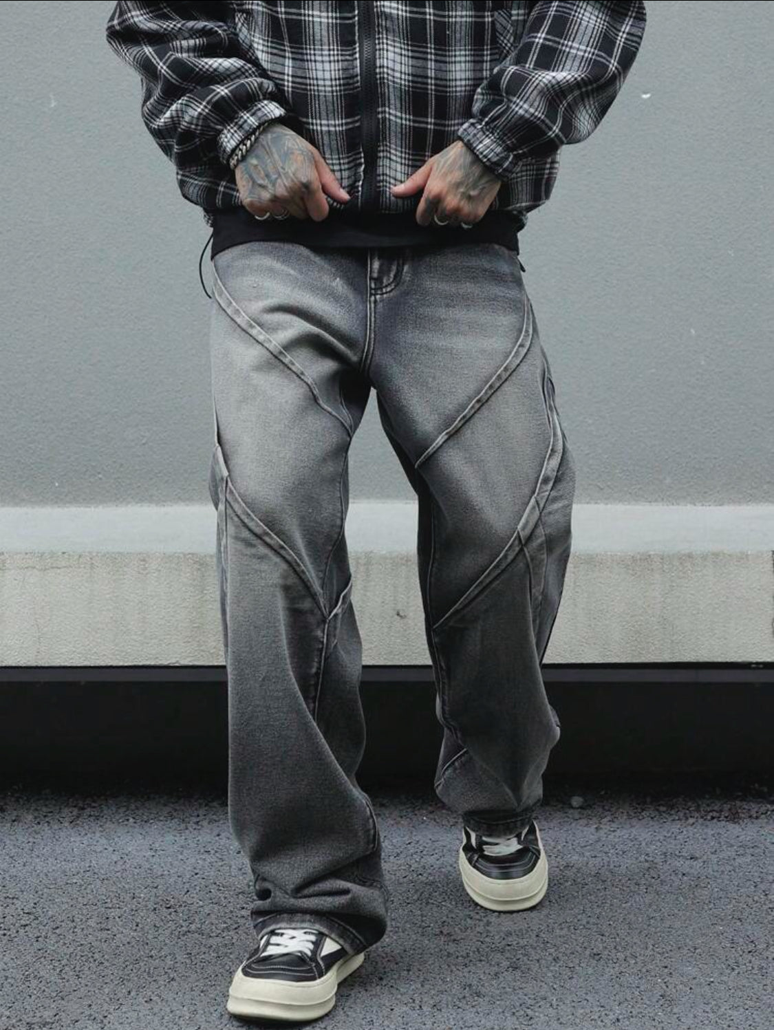 Manfinity LEGND Jeans rectos y relajados de corte casual para hombre con bolsillos, jeans largos y holgados lavados en gris oscuro liso, regalo para esposo o novio
