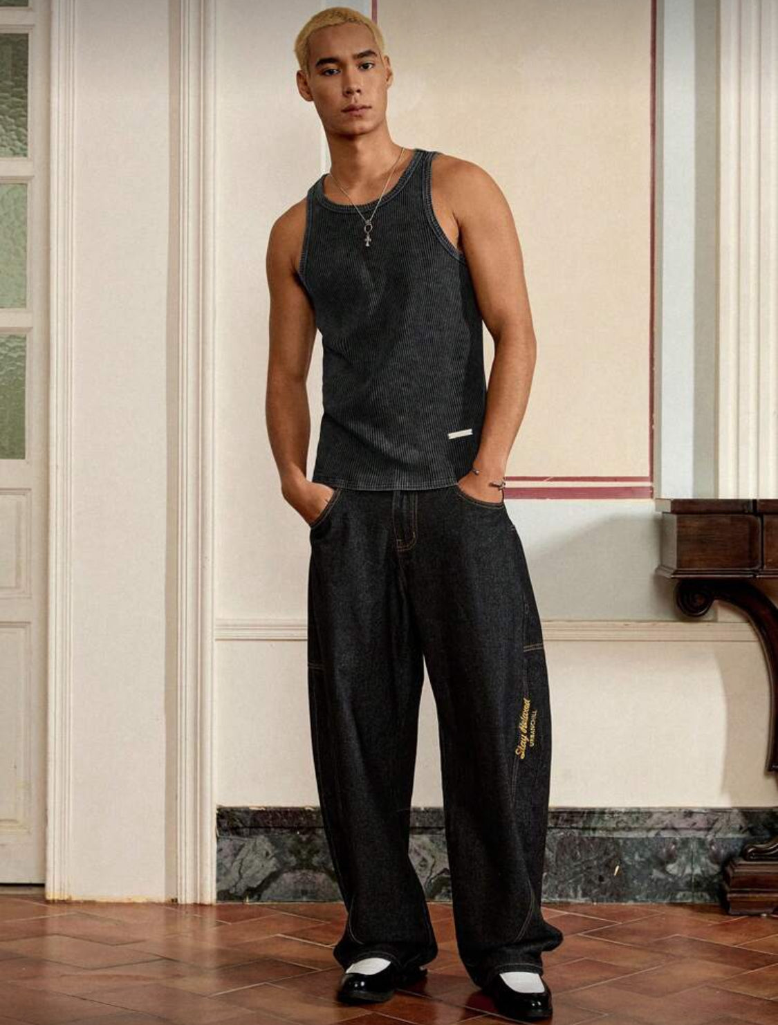 SWAVVY Camiseta sin mangas de cuello redondo de algodón negro salpicado ligera y informal para hombre, verano
