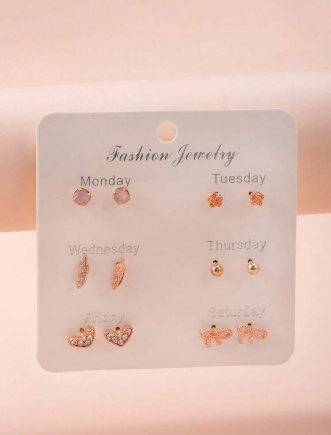 1 Par de pendientes de aro C con incrustaciones de perlas en nuevo estilo
