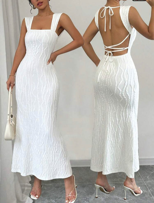 SHEIN Raffinéa Vestido ajustado de espalda descubierta con tirantes de espagueti y bajo de cola de pez de unicolor para mujer en verano