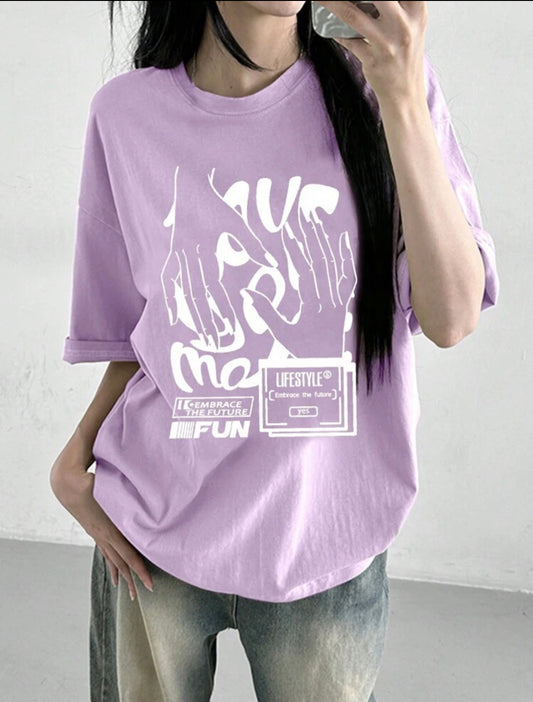 Remera Oversize DAZY Camiseta suelta con diseño gráfico de estilo urbano para mujeres