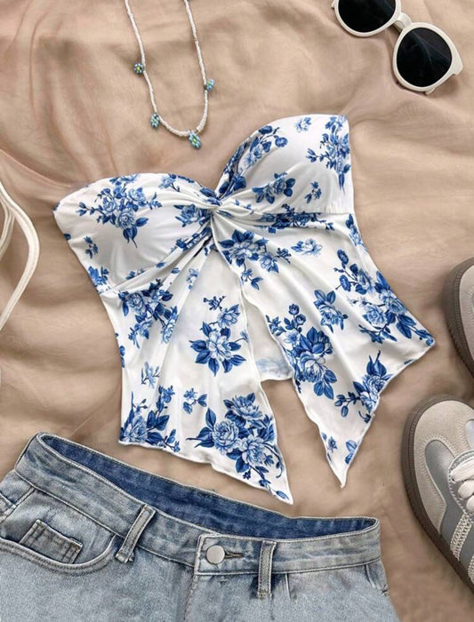 SHEIN Dreamara Top corto y tubo floral azul y blanco de vacaciones para mujer con abertura frontal - Top de gasa cómodo para tomar el té de la tarde, graduación o capas de invierno, ropa de verano