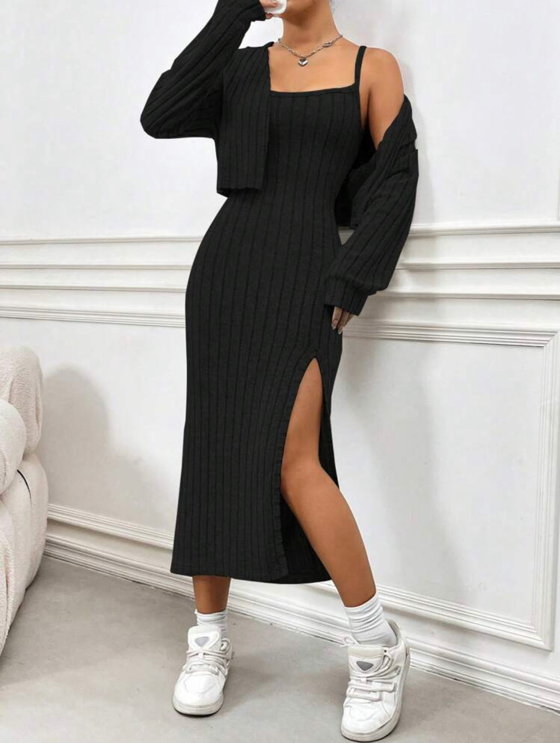 SHEIN MOOSTA Vestido Y Abrigo Con Tirantes De Espagueti Simple Y Casual, De Franela