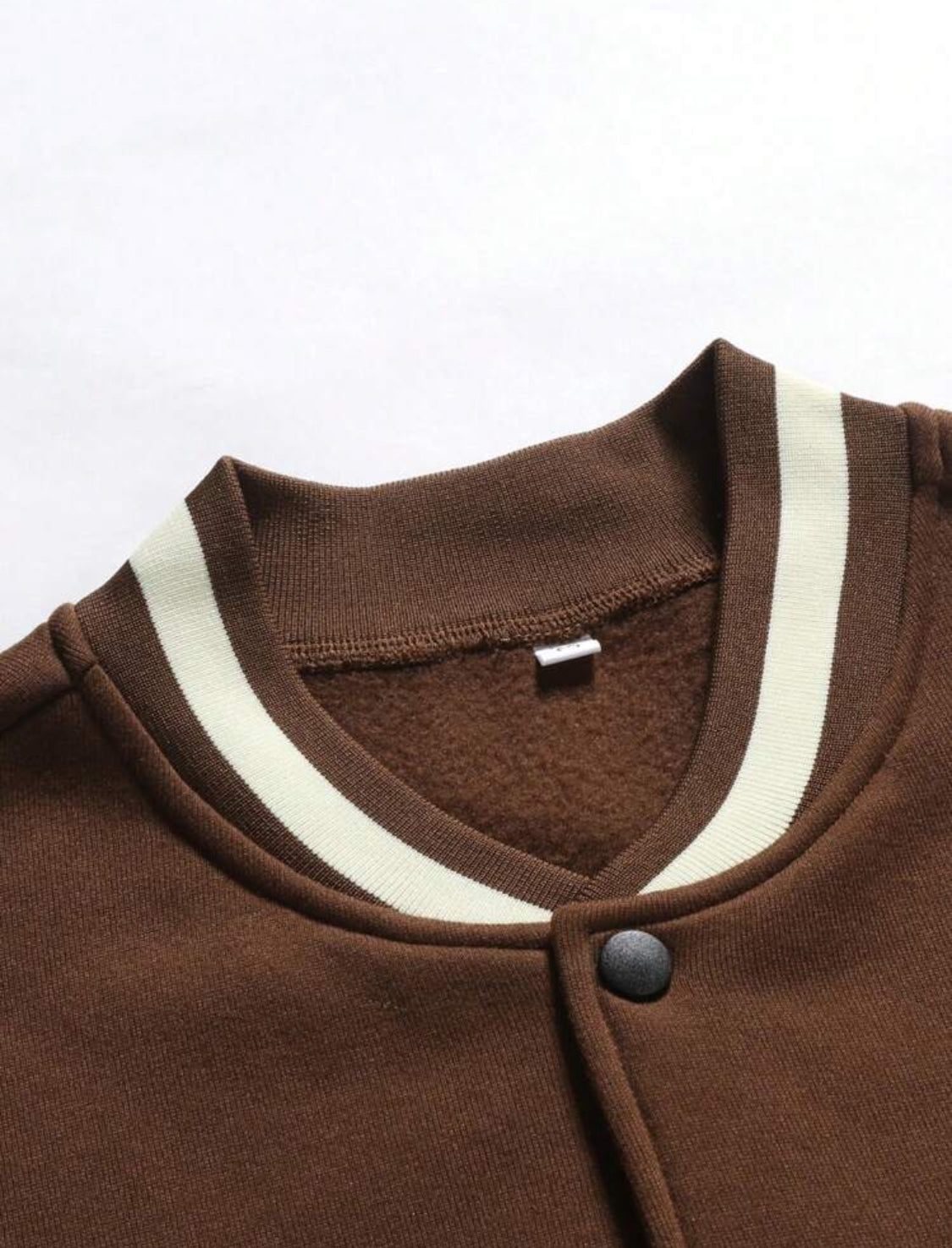 Manfinity Hypemode Chaqueta casual para hombres de unicolor con parches y botones delanteros de manga larga
