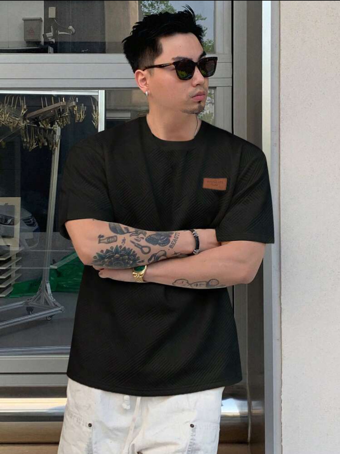 DAZY Camiseta casual de manga corta con cuello redondo para hombre, estampado de letras de verano