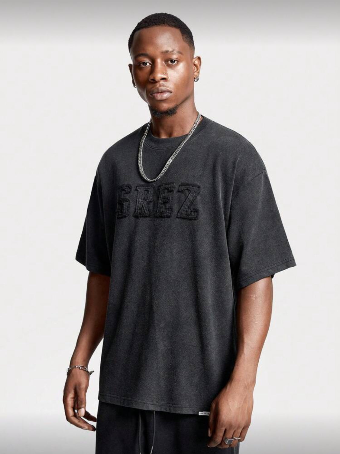 Manfinity VCAY Camiseta de manga corta con cuello de equipo y estampado de copos de nieve oversize para hombre en verano