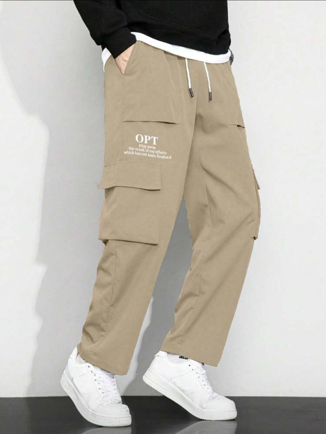 Manfinity Hypemode Pantalones cargo para hombre de corte holgado con bolsillo con solapa, estampado gráfico, cordón ajustable en la cintura