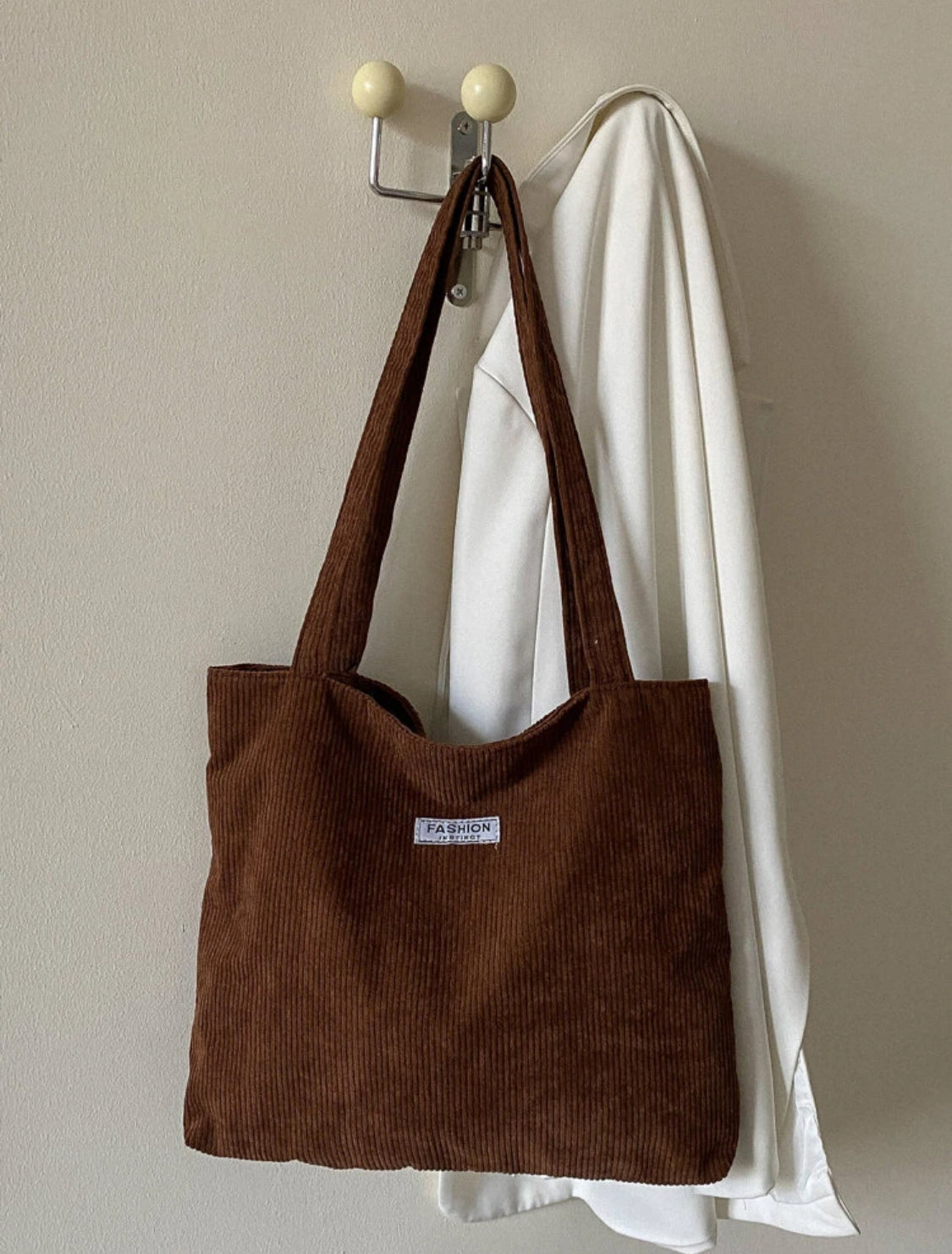 1 pieza Bolso de hombro de unicolor con detalle de pana