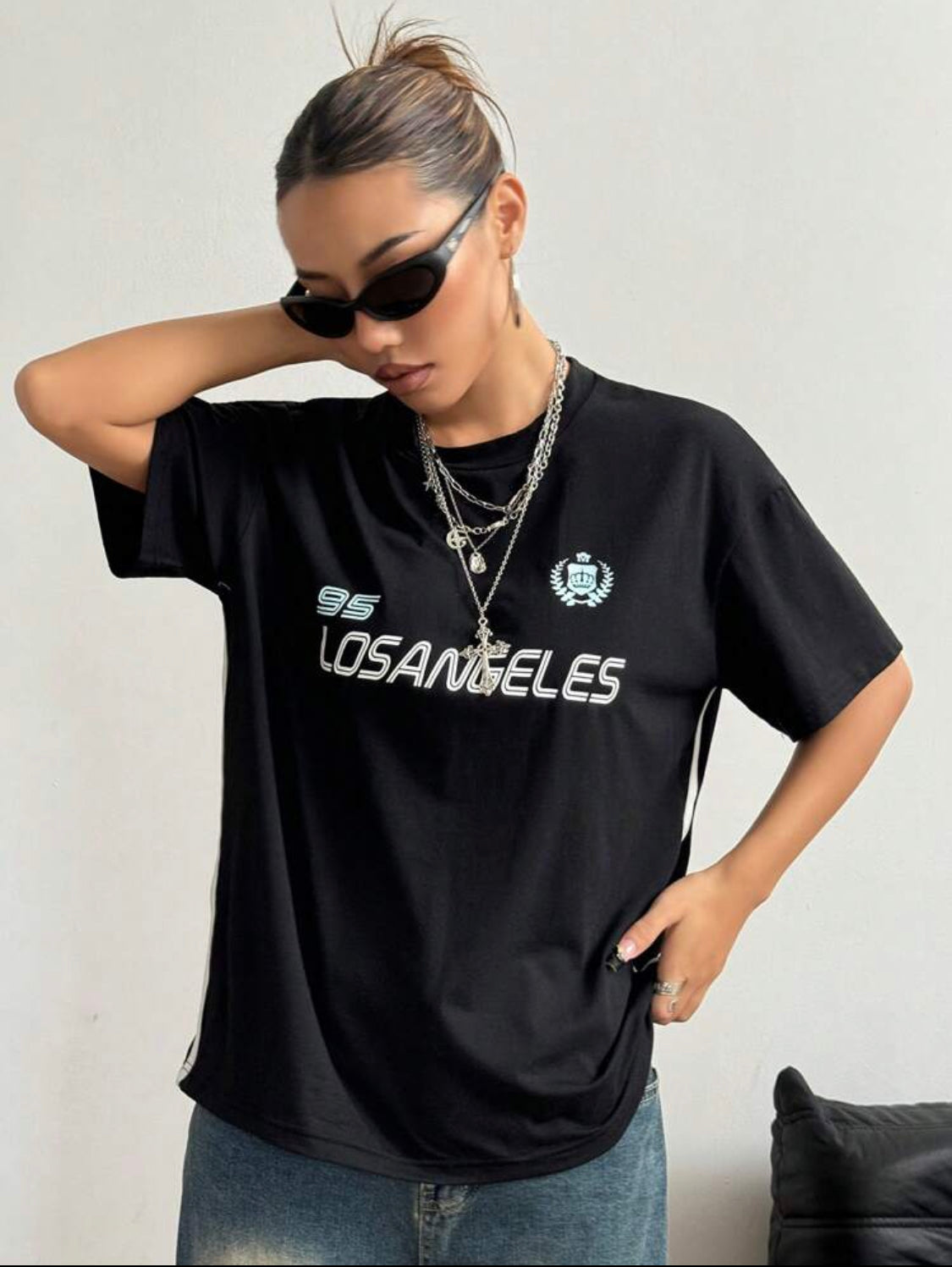 Remera Oversize SHEIN Camiseta casual de manga corta, cuello redondo, de corte suelto con estampado, costuras laterales y franjas contrastantes