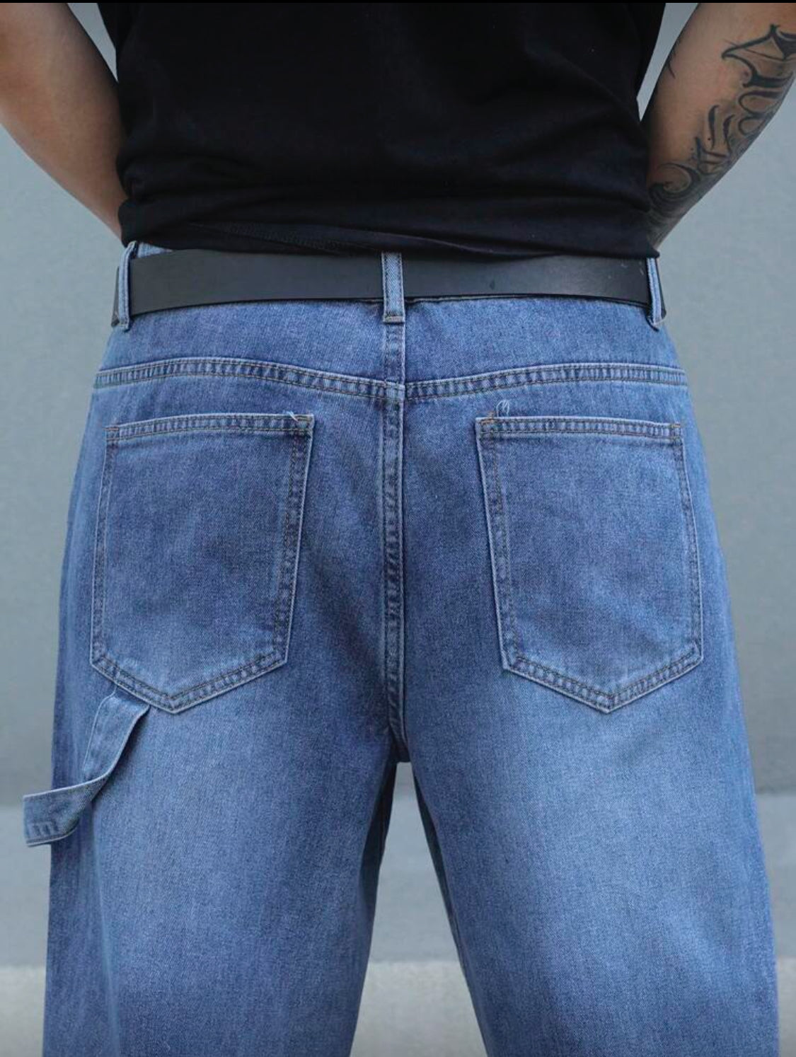 Manfinity LEGND Pantalones de mezclilla con botones y múltiples bolsillos para hombre, uso casual de todos los días