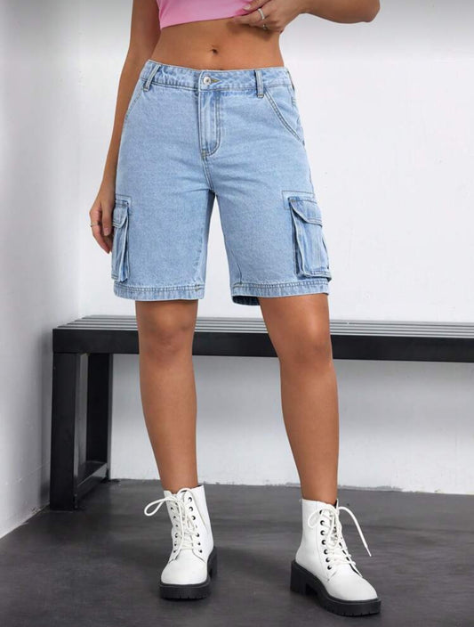 SHEIN EZwear Pantalones cortos de mezclilla con diseño de bolsillo para mujer, estilo casual