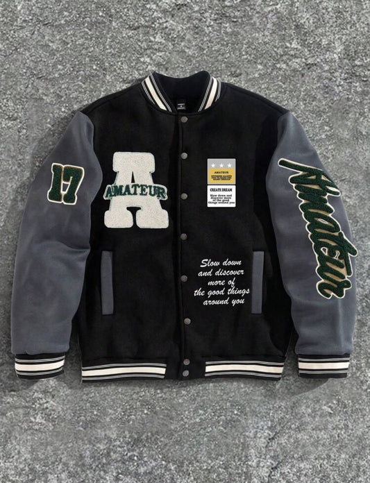 Manfinity Homme Chaqueta de béisbol con interior térmico, estilo universitario casual, con estampado de eslogan y ribete a rayas en contraste, para otoño/invierno