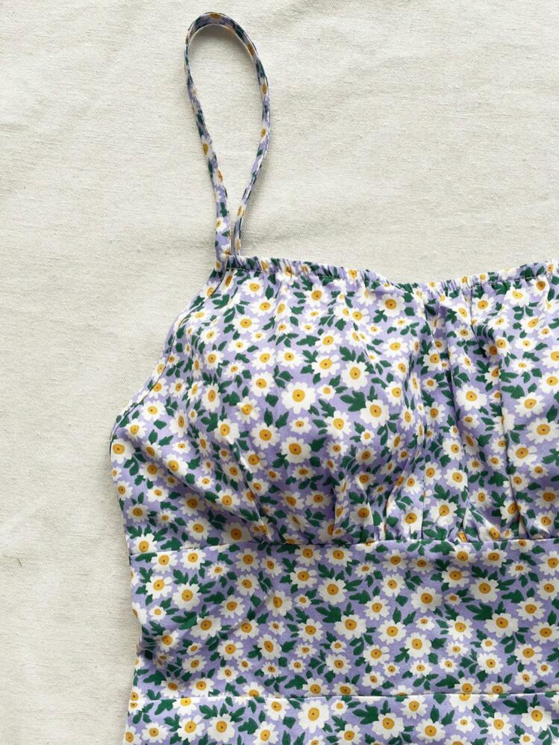 SHEIN Dreamara Vestido corto de verano para mujeres con tirantes de espagueti sin espalda cruzados con estampado floral pequeño para vacaciones
