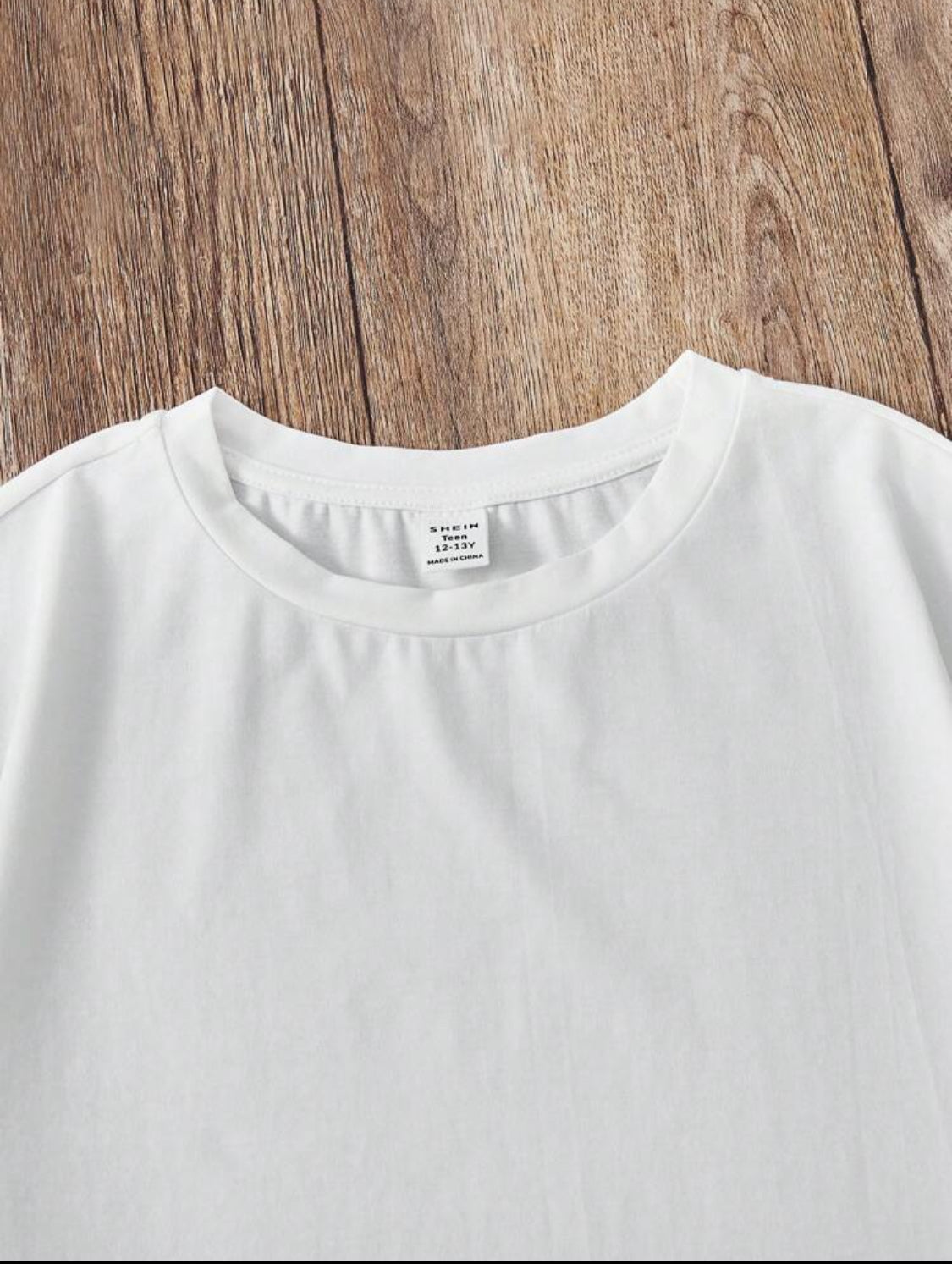 Remera Oversize SHEIN Camiseta gráfica con mariposa y eslogan para chicas adolescentes ModeFlare