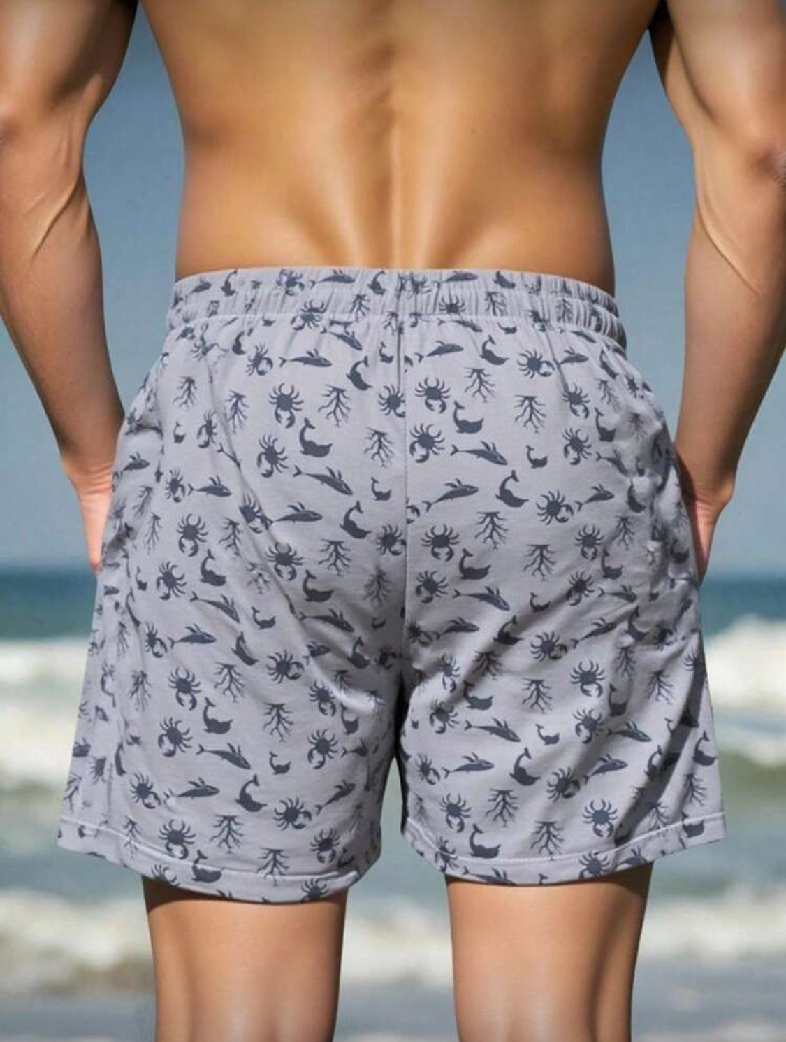 Manfinity Swimmode Pantalones cortos de playa con estampado total para vacaciones, ropa de playa para hombres, trajes de pantalones cortos de playa, ropa de playa, ropa de playa casual para exteriores, pantalones cortos de playa hawaianos