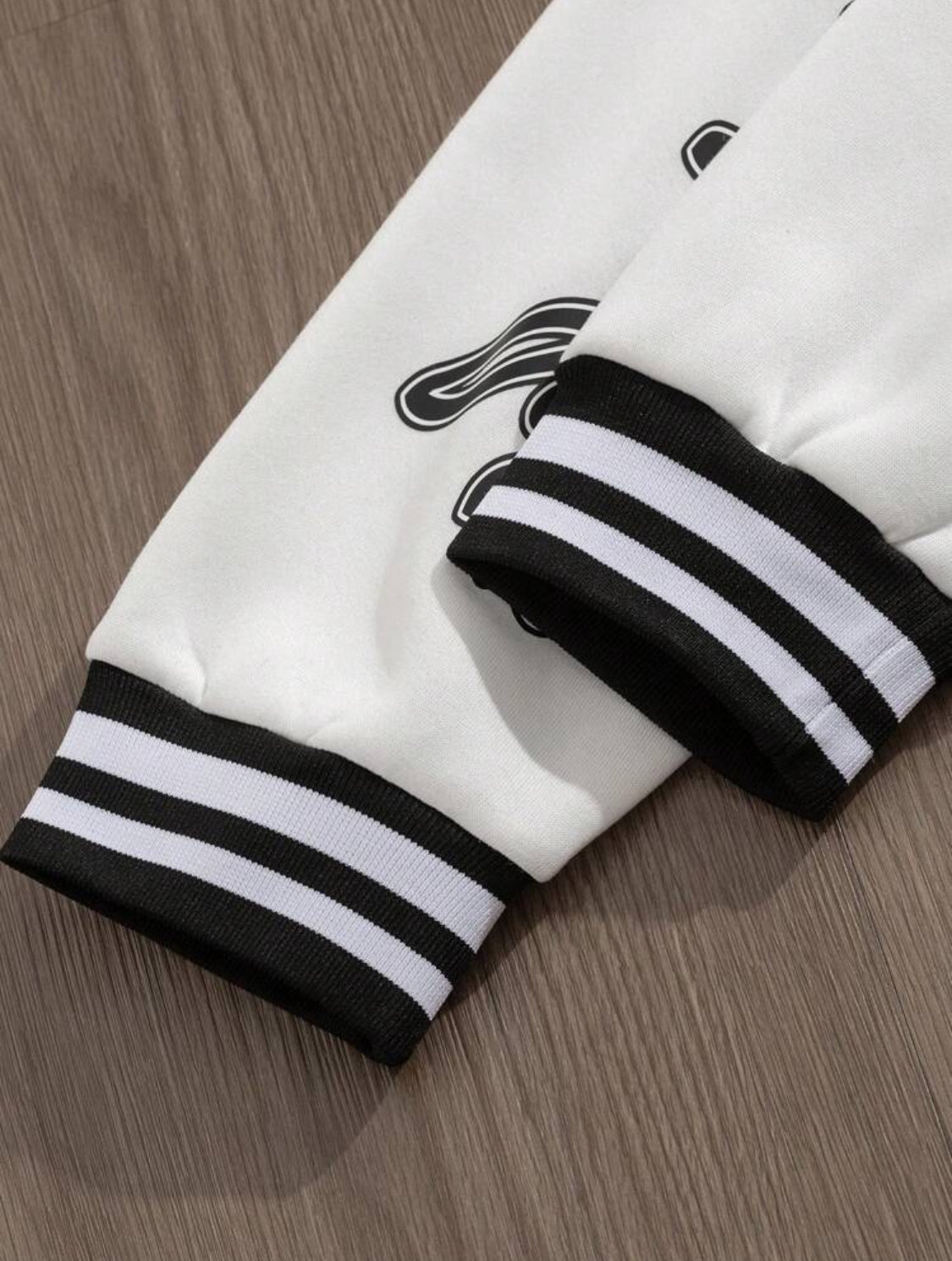 Manfinity EMRG Chaqueta de béisbol de manga larga con estampado sencillo para uso diario para hombres, diseñador, urbano, graffiti, color block, amigos